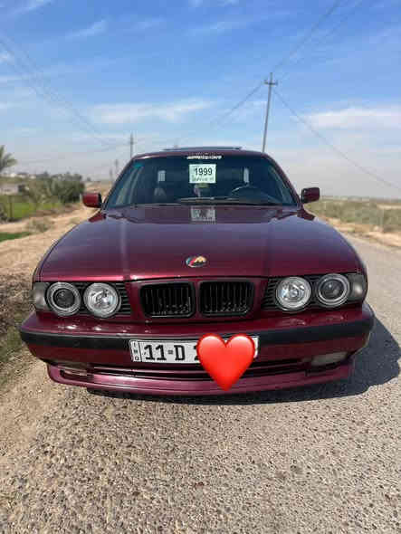 السلام وعليكم 
بي ئم  525 مسكر فانوص
مديل 1992
كير مكينه خير من الله 
حداده امامي خلفي جديد 
تخم تاير جديد
تبريد تدفئه شغال 
رقم بغداد نكليزي بسمي 
تحويل ثاني يوم 
السنويه الى 29
السياره جاهزه من كلشي 

المكان بغداد حي النصر 
الرقم ***********
