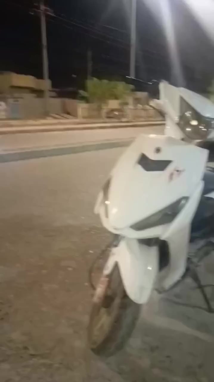 سلام عليكم دراجه ماكس FS للبيع السعر 100 قفل كايمه كاعده تنقص دهن المكان قضاء قلعه صالح


**إذا كنت صاحب هذا الإعلان وتريد حذفه لأي سبب، رجاءا أرسل رسالة إلى الدعم الفني**