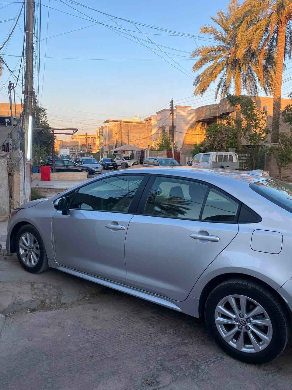 السلام عليكم للبيع كورلا هايبرد 2025 بصمة داخل لونين
رقم بغداد باسمي ماشيه 4000بحاله الزيرو رقم الشاصي بلمنشور مكان السيارة بغداد العامرية السعر (150$)
للاتصال ***********
