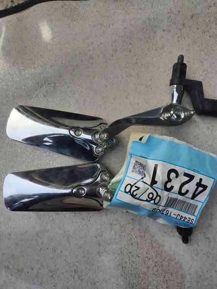 السلام عليكم.. مري لد فحل شمعة يرهمن مال مزاد ياباني سعر 50 وبيهن مجال مكان بغداد بلديات ***********
