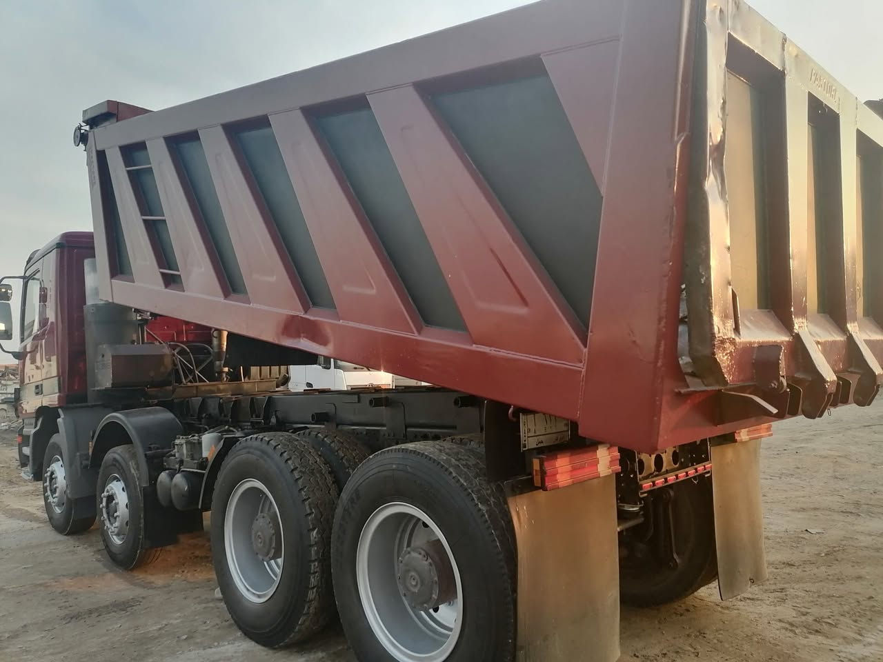 سلام عليكم اكتروز البيع مديل ٢٠٠٢ موديلة إيطالية مكينة ٤٦ دمعة مبدلة لاصراف لاتبخير دبل تاروسة كير قليج مجموعة اجيئف اربعة افحلة شاصي مكفولة سيارة مكفولة كفالة عامة اتصال *********** خاص ماجاوب الي مو شراي لايتصل
