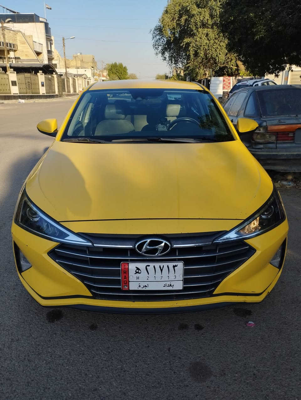 النترا 2020 امريكي للبيع
حادث خلفي خفيف ليبل واحد محولة كير ATM
مكانها بغداد حي العامل بسمي تحويل ثاني يوم 
الاتصال ع الرقم ***********
