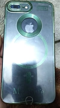 آيفون ٨ • شاشة مكسورة • ٢٥٦