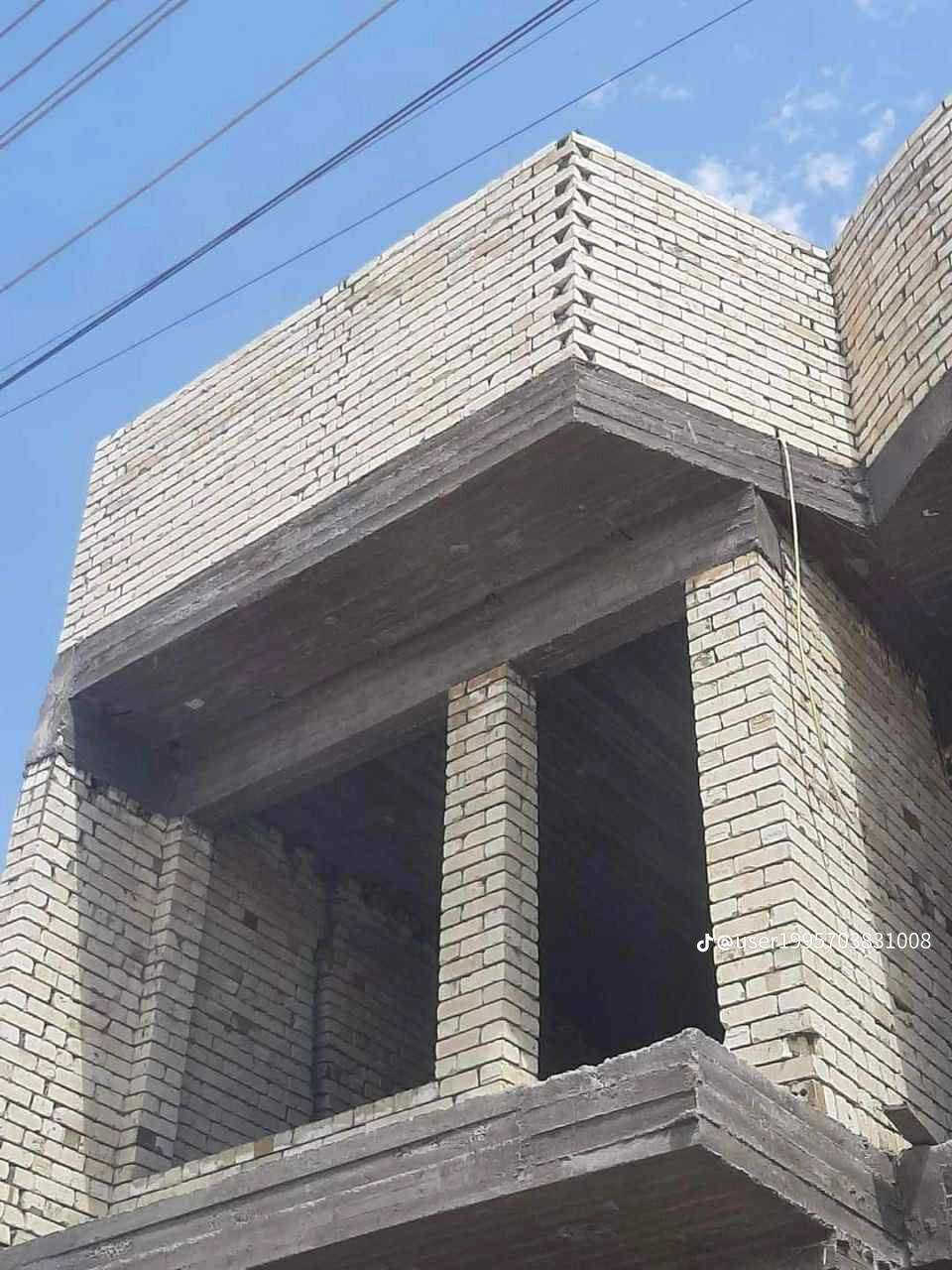 بسم الله الرحمن الرحيم
خلفة بناء درجة أولى🧱
عداله🙋‍♂️+وزن+نضافه
إلتزام بل عمل من أول يوم🧱 إلى آخر يوم🏫
‏‪اتصل *********** ///‪0783 839 1785 متفرق حاليا ///
