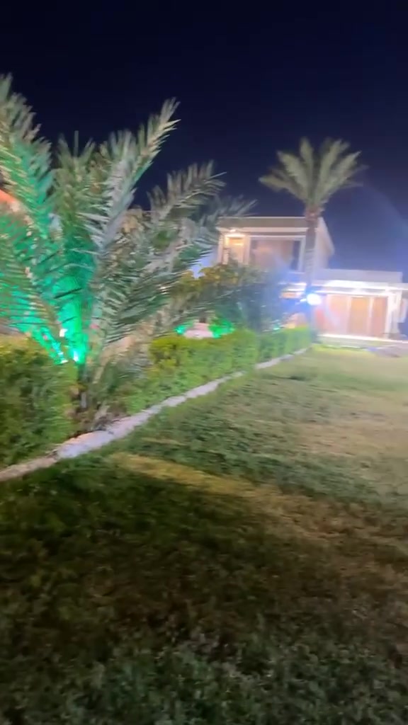 مزرعة الايجار بغداد منطقة البوعيثة ويوجد شفت صباحي ومسائي الاتصال ***********
