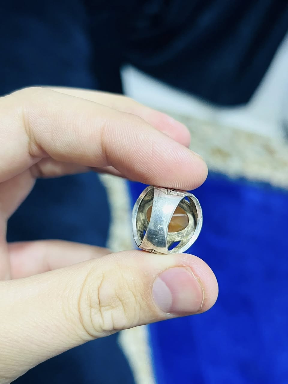 يماني مشمشي جمال ودلال يلبس بل خنصر 35 الف بيع سريع مكاني حي اور


**إذا كنت صاحب هذا الإعلان وتريد حذفه لأي سبب، رجاءا أرسل رسالة إلى الدعم الفني**