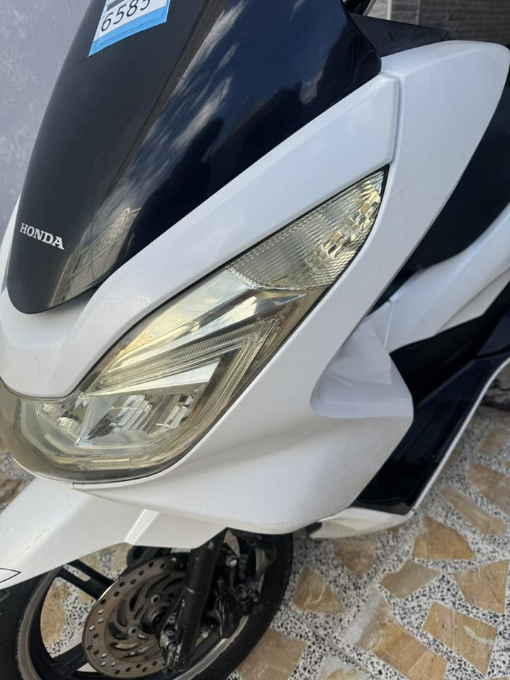 Pcxدراجه الجيل الثاني  
ماشيه ١٧ 
حساس زدحام A
استان كهربائي 
بصمه 
السعر ١٣ وبيه مجال 
مسيان المجر الكبير 
***********
