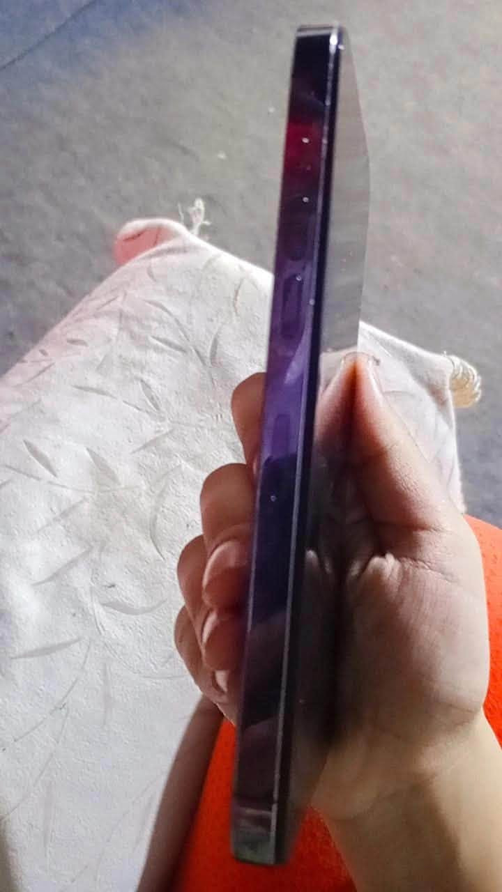 ايفون 14برو ماكس نضيف مكفول من كلشي فقط مبدل شاشه اصليه سعره 600 واتساب ***********
