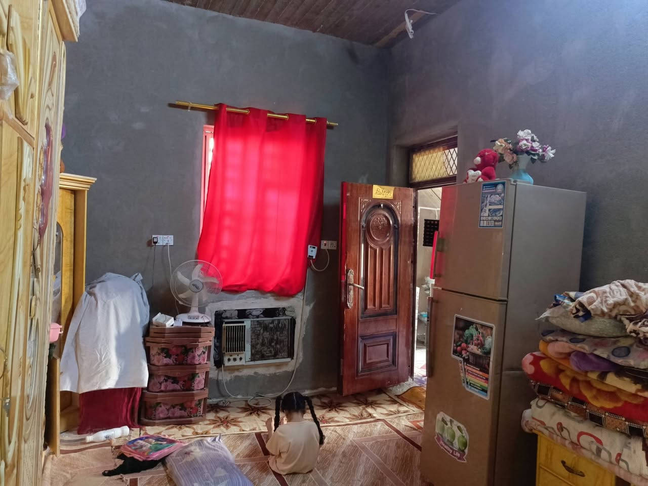 بيت للبيع حي العسكري زراعي مقابل اساله الماء حي لازم ١٢٠م طابو زراعي
البتلو كامل كله البناء طابوك والسقف كونكريت 

نص بناء غرفه وصاله ودرج وصحيات داخليه وخارجيه وسياج 

النواقص ديوانيه ومطبخ للنص واصلات 

السعر٣٨ وبي مجال بسيط ***********
