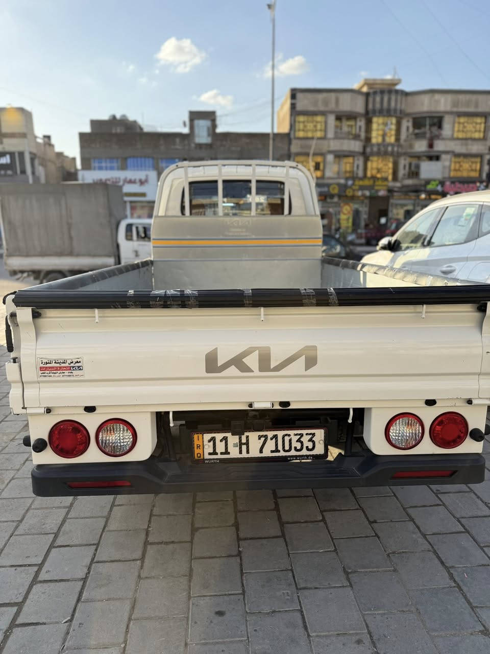 السلام عليكم كيا بنكو  2025ماشيه 12الف بغداد رقم ***********
