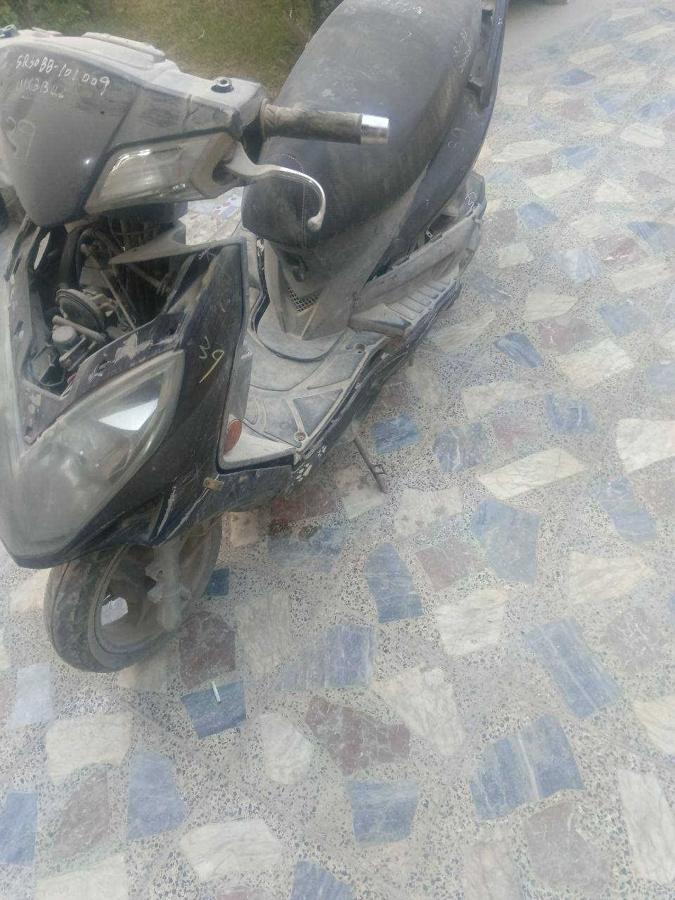 كامكو رايسنك للبيع 
ابيع تفصيخ وابيع علة حالته هاي مكينته كايمه  ومتروكه صار فترة تواصل ***********
