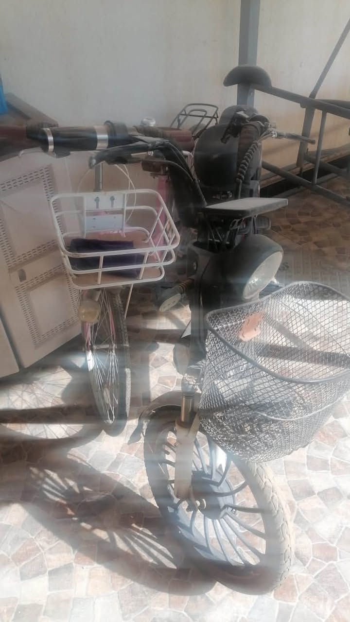 بايسكل شحن 180 
بايسكل بناتي وسط 80


**إذا كنت صاحب هذا الإعلان وتريد حذفه لأي سبب، رجاءا أرسل رسالة إلى الدعم الفني**