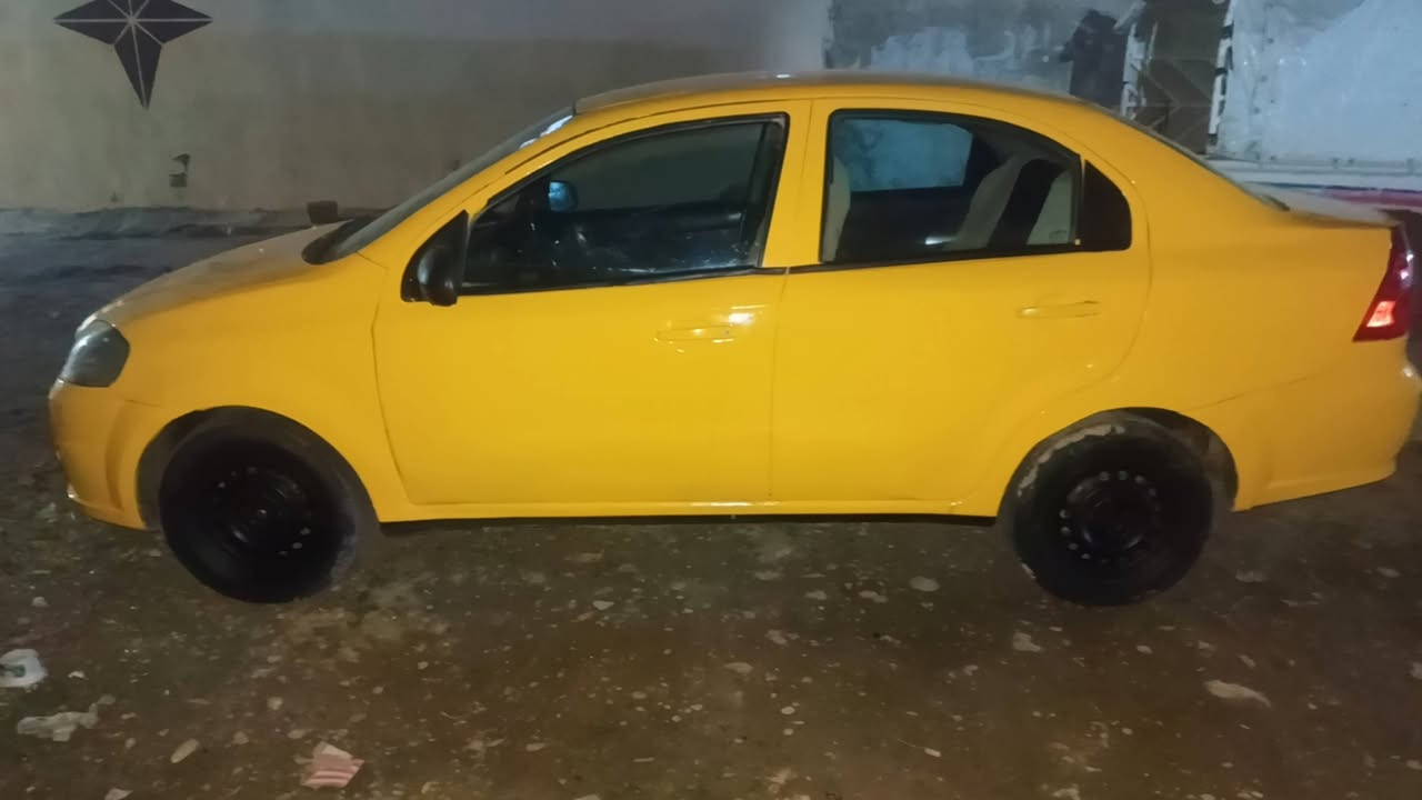 افيو 2011للبيع/ هيه وغرامات صفر وبلا ضرر
مكينه وكير شرط الرقم ديالى شرعيها بالموصل. رقم جديد انكليزي 
شرط تحويل السعر50وبيها مجال بسيط  للتواصل والاستفسار ***********او ***********
