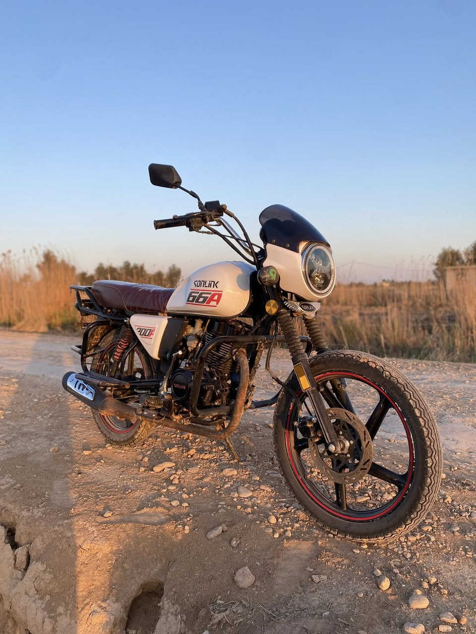 دراجه فول حلوه وخير من الله السعر مليون و١٥٠وبي مجال مكان الخالص التحويلة أوراق كامله والجامرلغ موجود  ***********
