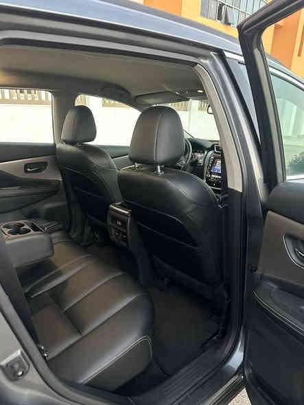 نيسان مورانو 2023
سيارة راقية واعتمادية جداً 

وصرف البانزين جداً ممتاز قياساً بالستة سلندر

 رقم بغداد

  باسمي ( بيع بدون مرواس)

- السيارة نظيفة جدًا ماشية 24  ألف

- محرك 6 سلندر 3500، 

- تو ويل

حادثها سطحي من فوك البنيد ( موجودة صورة الحادث مع صور المنشور )

* بنيد مبدل فقط حتى غاز الشركة نفسه وصدرها على وضع الشركة 

شاصي سليم 100%

🔹 فول مواصفات عدا الفتحة

 • تشغيل عن بعد

 • تبريد قطعتين (أمامي + خلفي)

 • رادار 360

 • حساسات أمامية وخلفية

 • نظام النقطة العمياء

 • كشنات جلد كهربائية مع تدفئة• 

 • شاشة كار بلي 

 • إنارة LED كاملة

 • بصمة تشغيل ودخول ذكي

 • تحكم جهتين 

💎 سيارة فخمة جداً ومريحة

موقع السيارة : دهوك - حلة - بغداد  

📞 ***********

السعر 168 ورقة
