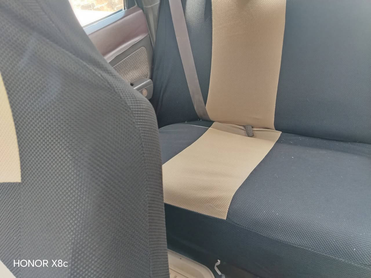 كلنت 92  مال جناي للبيع تبريد كهربائيات كلها شغالة مابي ضربة ومعجون وخياس تبريد ثلج كير ومحرك ياباني عل بلاد مابي برغي نقص السعر ٤٦ بي مجال قليل


**إذا كنت صاحب هذا الإعلان وتريد حذفه لأي سبب، رجاءا أرسل رسالة إلى الدعم الفني**