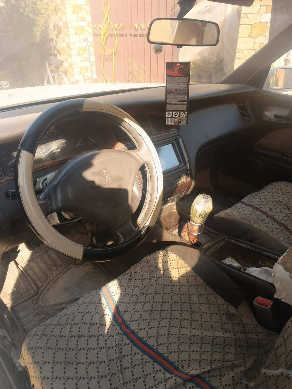 من رخصت الأدمن بطه للبيع موديل ٩٢كلش حلوة كامله مكمله سعر مناسب ٤٥اوبيها شويه مجال للشراي يتصل ودلل العنوان ديالى بعقوبه التحرير رقم الهاتف ***********
