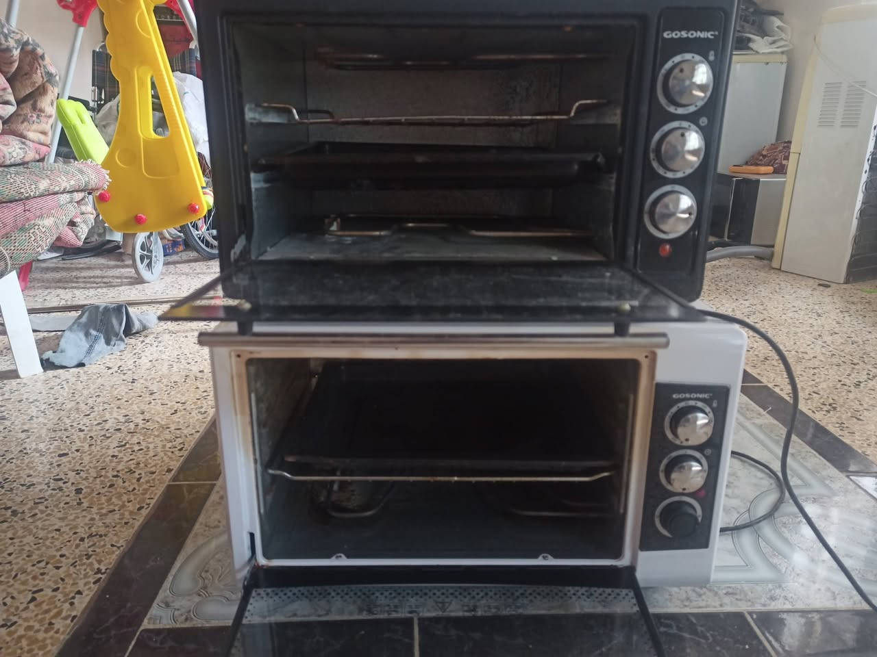 الأبيض سعره 35 ونظافه وشغل فول الاسود سعره 30 نظافه وشغل شرط حي سومر شارع المولدات


**إذا كنت صاحب هذا الإعلان وتريد حذفه لأي سبب، رجاءا أرسل رسالة إلى الدعم الفني**