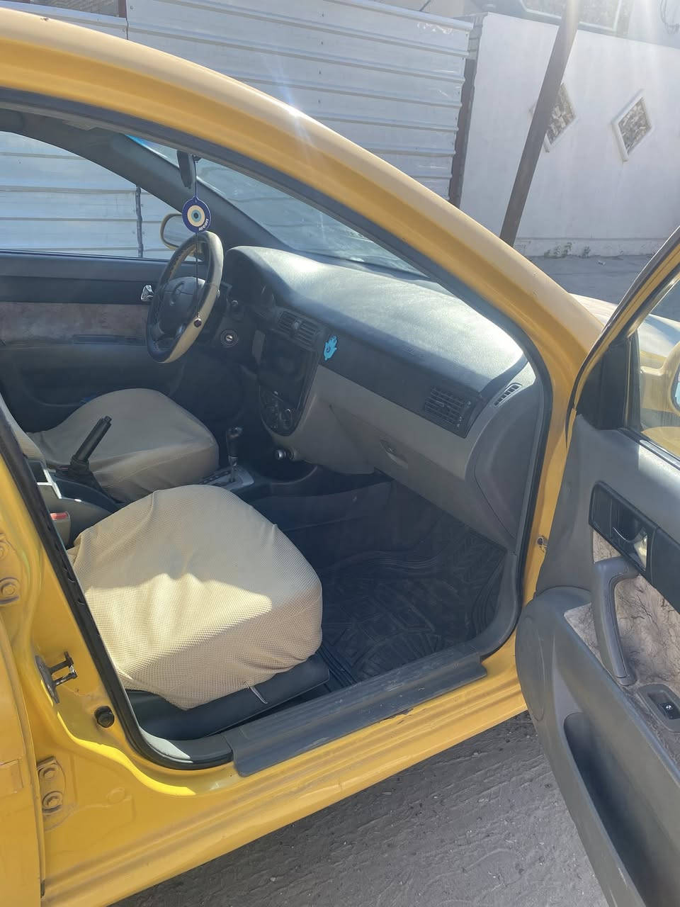 اوبترا  2012 الشركه العامه
تخم تاير 
صدر جديد
تبريد تدفئه 
منضومه زنون 
كير مكينه خير من الله
باسمي السياره هيئه غرامات مصفره 
رقم بصره مشروع وطني 
سياره كبل للشارع 
بيها قطعتين صبغ اثر جراد
مكاني بغداد تقاطع درويش 
 0774 428 2487‬
