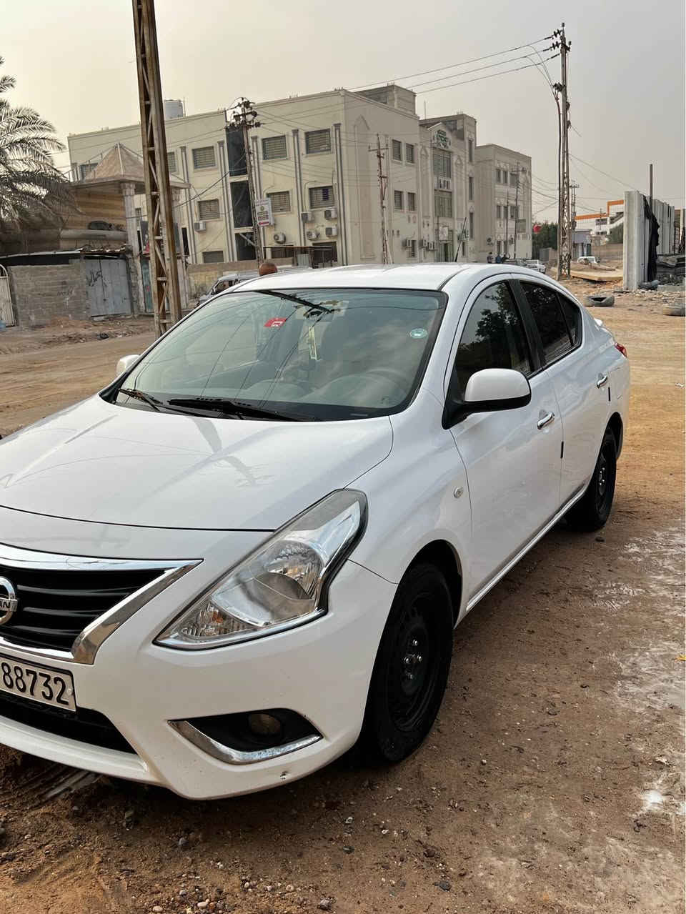 نيسان سني 2022
هندي ماشيه ٧٧
سياره كفاله ماعده شبر بلمدكر الخلفي 
السعر ١١٦
*********** ابو الخصيب, البصرة
