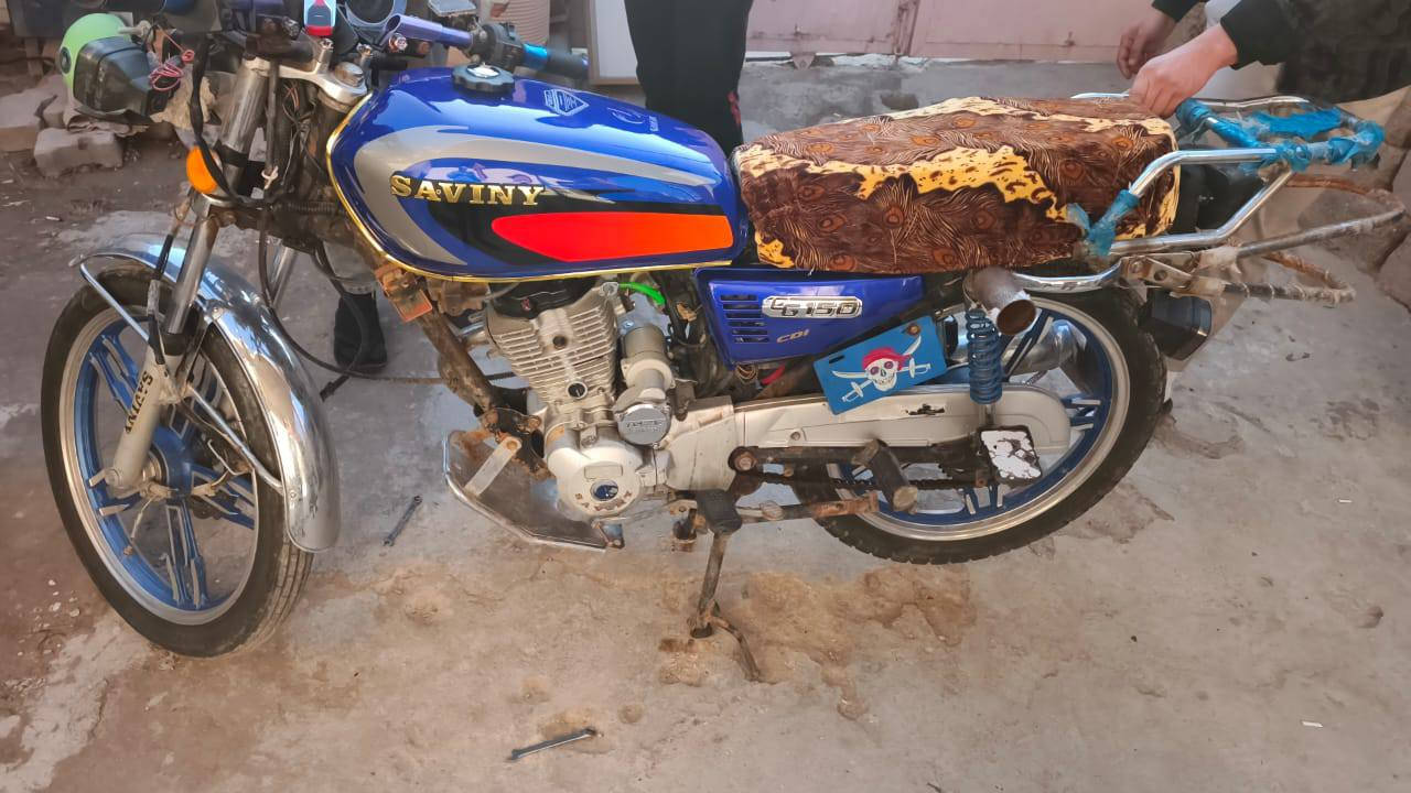 دراجه ايراتي سيفان للبيع
العنوان الجولان الثانيه
800الف 
للاستفسار ***********
