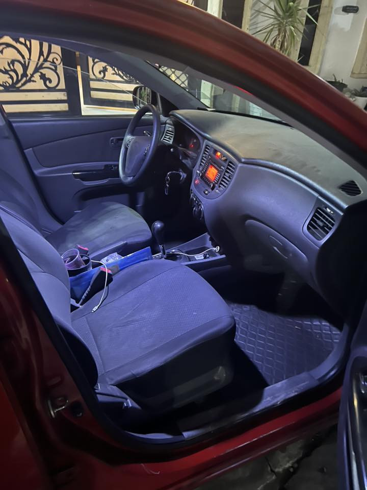 السلام عليكم بدون صبغ وبدون حادث 2011 كابون بانزين رقم اربيل سنويه الى2031 مكينه 1400 (***********)
