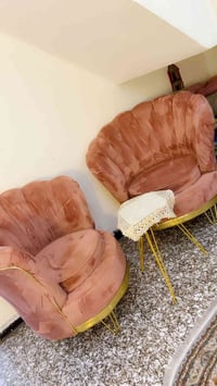 المشتل • ٢ كراسي • نضيفات