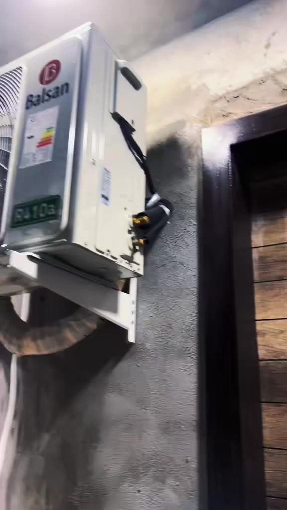 �❄️  أقوى  عرض تبريد في الأنبار ❄️🔥
متعب من حر الصيف؟ مكيفك  ضعيف أو عاطل؟
لا تحتار  بعد اليوم…  الحل موجود  ويلنا 💪

✅  نصب  جميع  أنواع المكيفات (سبلت – كنتوري _جداري )
✅  صيانة وتشخيص  الأعطال  بدقة
✅  تنظيف  وغسل  المكيف
✅  تعبئة غاز وضمان على  الشغل
✅  خدمة  داخل  جميع  مناطق  الأنبار
✅  أسعار  خاصة  لأصحاب  المجمعات 

📍 الأنبار – الورشة الحسنى
📞 ***********
***********
✨ شغلنا مضمون… ورضاكم  أهم من  كل  شيء
لا تضيع وقتك وخلي  البرودة ترجع لبيتك اليوم
@الجميع
