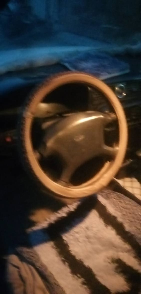 السلام وعليكم من رخصه الأدمن نيسان سدرك موديل ٢٠٠٠ كير ومكينه بطه ٢٥٠٠ خير من الله طرف ثالث اتكفل قانونيات وعشاير ماعليها غرامات العنوان ديالى بعقوبه *********** خاص مفتوح تم تنزيل السعر ١٤ وبيها مجال للشراي فقط يتواصل عل خاص واذا مرواس يرهم
