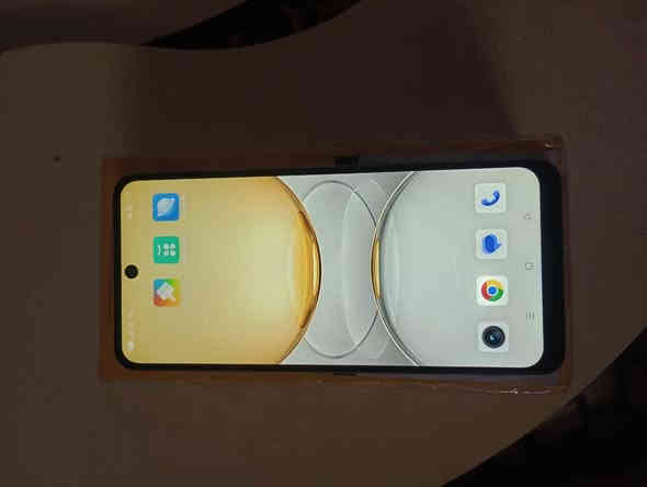 موبايل realme C 75 نضيف ما مفتوح ذاكرة 256 
رام 16 كارتون غراضها وياها اي عيب ما بي 
للبيع السعر 150 الف وبيها مجال مكاني كركوك فيلق 
***********
