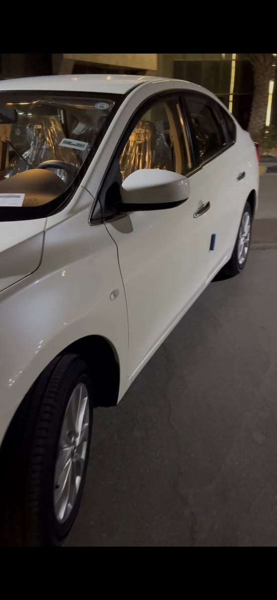 السلام عليكم سيارة سنترا موديل 2025 وضع الشركة ماشي 8الاف  مكان السياره نجف
***********
  مكفولة من الشخط والضربة وتبديل... السعر / 125/
