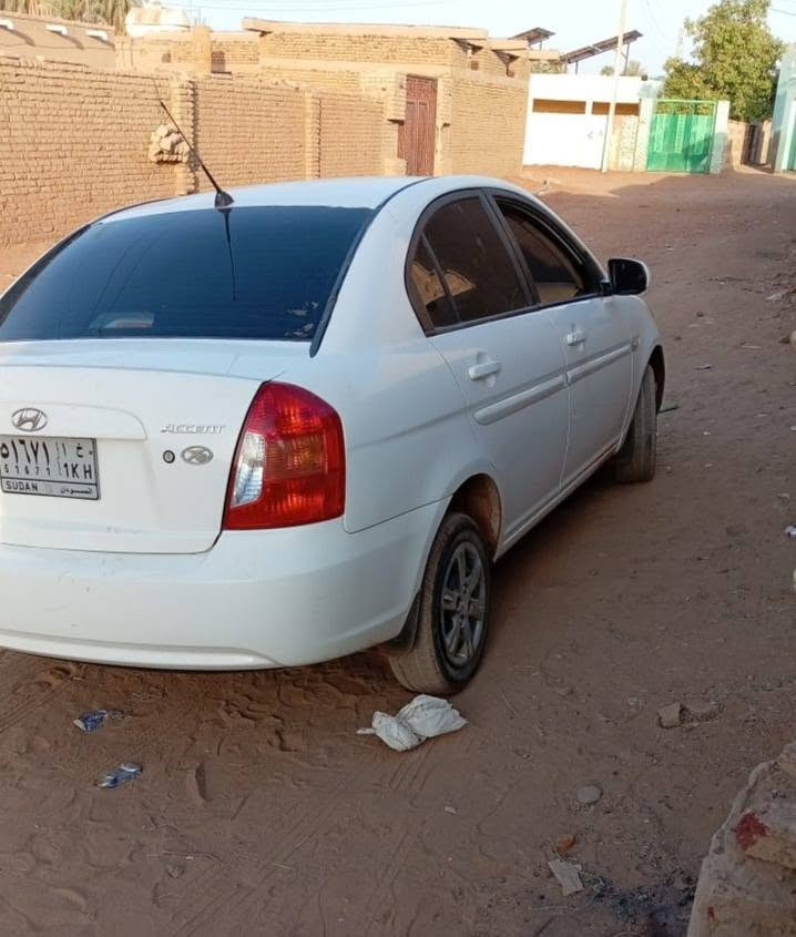 اكسنت دبدوب
تفـــاصـــيل الســــيارة:🚗 
المــوديل: 2008 (جــياد).
⚪ اللـــون: أبيــض ناصـــع.
⚙️ ناقـــل الحــركة: قــير أوتومـــاتيك.
❄️ التكيــيف: ثلاجـــة ما شاء الله.
🛞 الحـــالة: لسـاتك جـديدة .
📝 الترخـــيص: مرخصـة وجــاهزة (سـنة كامـلة).

💰 المطلــوب: 37ملــيون جنيه.🤝 
العمــولة: 500 ألـف (ثابتة مـن المشـتري).
📍 المعـــايــنة: بحــري.

مـلاحــظة: الســيارة بحــالة ممــتازة وجــاهـزة للاستخــدام الفــوري ولا تحــتاج لأي مصــاريف.
#للتواصل #والاستفسار📞0916590627
0127201233 
للراغبــين فـي النظــافة والــراحة، ســيارة هيـونداي اكسنــت(دبـدوب)  الإقتصـــادية والعملــية بجــاهـــزية تامــــة!
للراغبــين فـي النظــافة والــراحة، ســيارة هيـونداي @#اكسنــت(دبـدوب)  الإقتصـــادية والعملــية بجــاهـــزية تامــــة!


**إذا كنت صاحب هذا الإعلان وتريد حذفه لأي سبب، رجاءا أرسل رسالة إلى الدعم الفني**