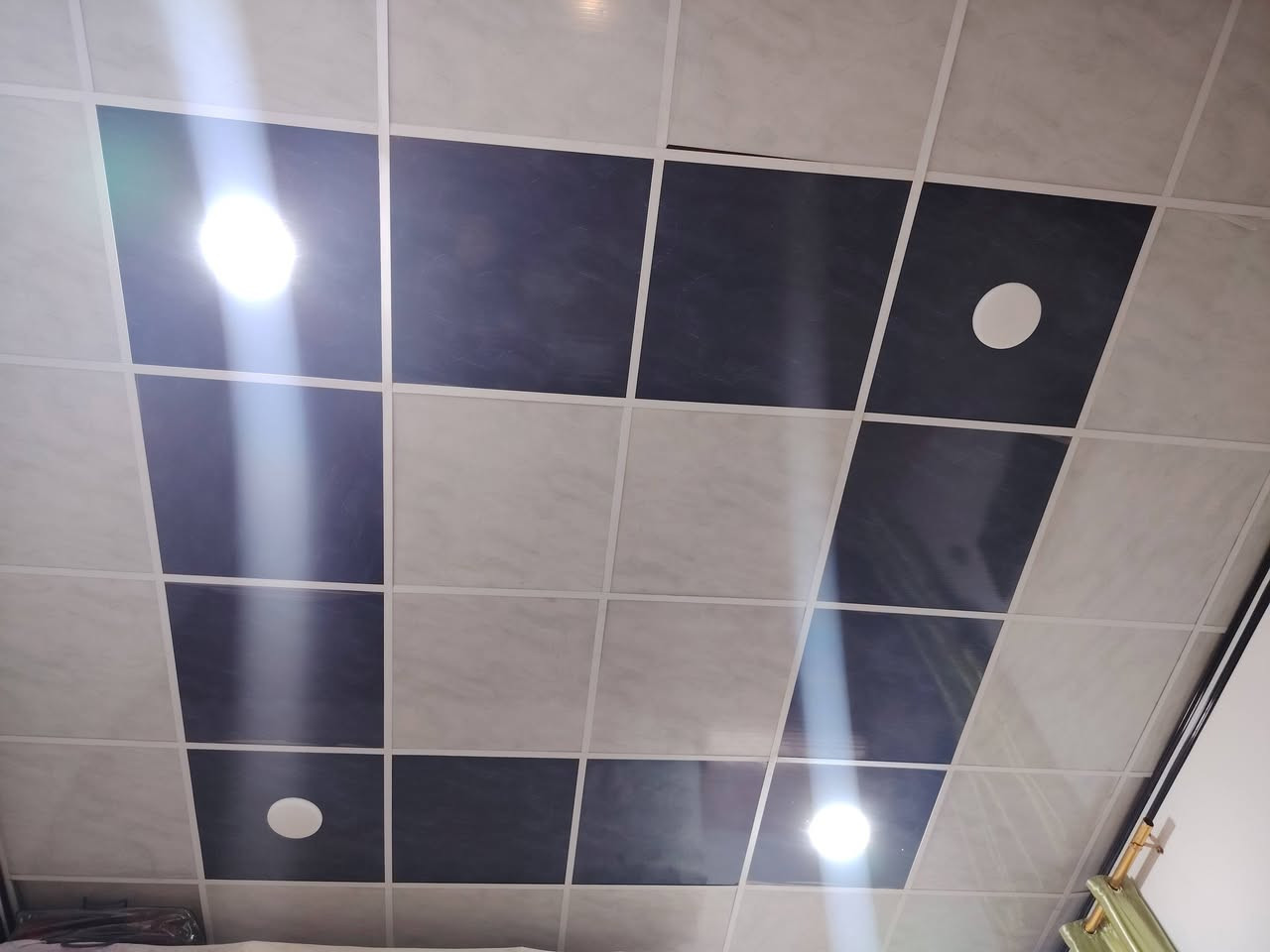 اللهم صل على محمد وآل محمد 🤲
متوفر كادر سقوف ثانوية وتغليف جدران  شغل درجة اولى💯 مع الضمان👌 وبأنسب الأسعار💥
للاستفسار مراسلة الصفحة أو 
الاتصال: ***********+ واتساب
