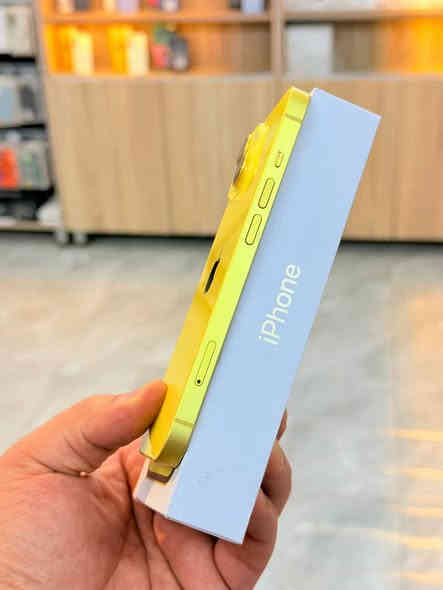 ايفون 14 عادي ذاكره 128 بطاريه 93 يعني جديد نضافه ميه بل ميه خيال مال زلغ مابي كامل ملحقاته وتر بروف فحص حاسبه كله نورمال يعني ممبدل بي شي شرط تفحص بالوكاله نموذج M الأصلي ✌️
لون مميز  متوفر توصيل بشروط اوليه و تاخذه ضمان 5 ايام اي مشكله او عطل من المركز 
السعر 490 الف
العنوان بغداد البياع شارع 20 مقابيل علي العناب او الشيف السوري مركز الهاتف لاصلي 
📞📞***********
📞📞***********
