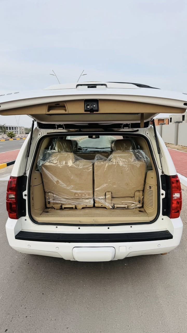 تاهو ادوات) الموديل 2011 ابيض خليجي داخل عسلي السياره بالكارتون برغي مامفتوح بيها كفاله من الضربه والگص والفتح والصبغ كفاله عامه كواتم ابلاد تبريد+ تدفئه جاهزه من كل النواحي  السعر 127$  هاتف ***********  البصره
