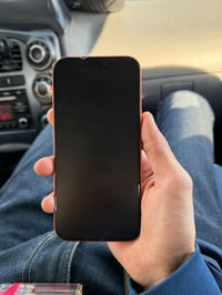 ايفون ١٧ برو ماكس • نسخة Az • قفل مكاني