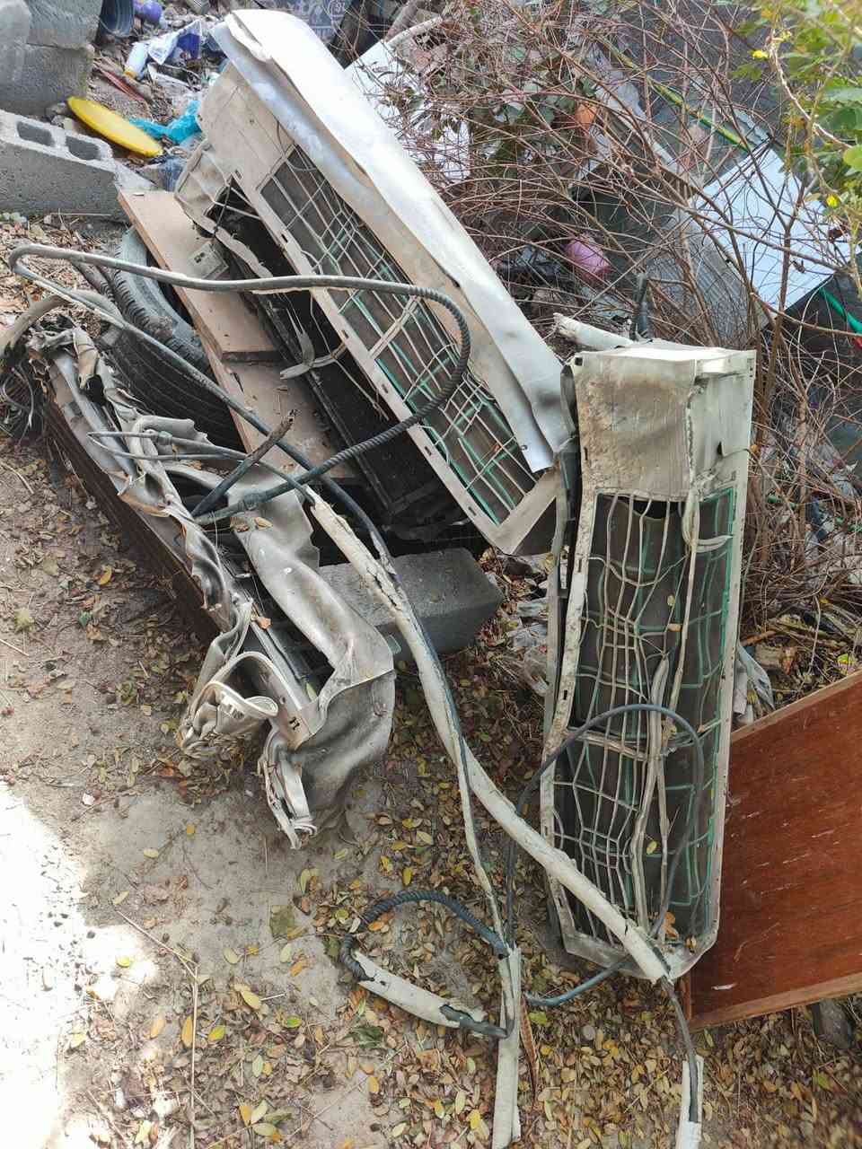 عتيك وسكراب وفافون وساندويج كربلاء 
***********
