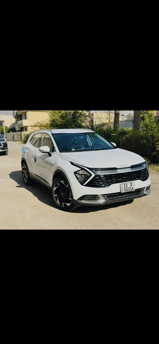 السلام عليكم
كيا سبورتج 2024 خليجي 
مكفول السيارة كفالة عامة 
مواصفات
بصمة 
كراسي كهرباء 
شاشة كبيرة 
كامرة + حساس 
السيارة ماشية 30 KM 
مري كهرباء
تشغيل عن بعد 

السعر 227 وبيها مجال جداً بسيط 
***********
