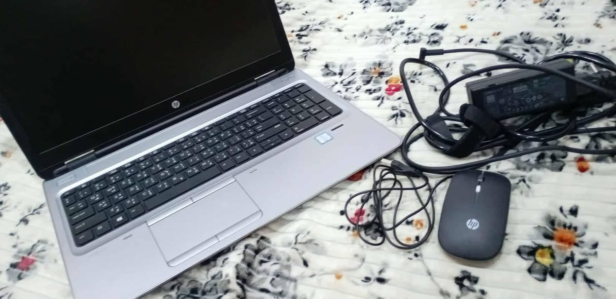 لبتوب لبتوب موصفات عاليه كوري5 جيل6 رام 8هارد 256.  رقم مراوس بابلي   او بيع رقمي او مراسلتي   ***********
