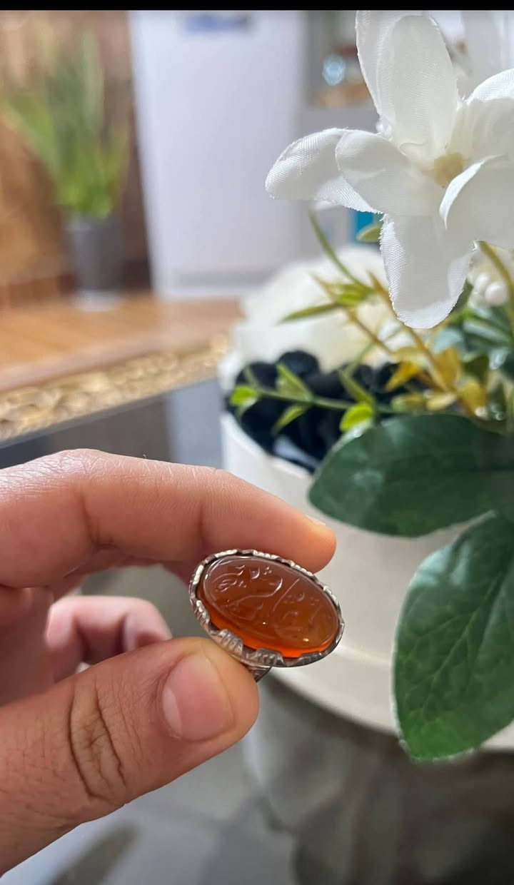 خاتم عقيق يماني صياغة ثقيلة درجه وله منقوش السعر خاص..


**إذا كنت صاحب هذا الإعلان وتريد حذفه لأي سبب، رجاءا أرسل رسالة إلى الدعم الفني**