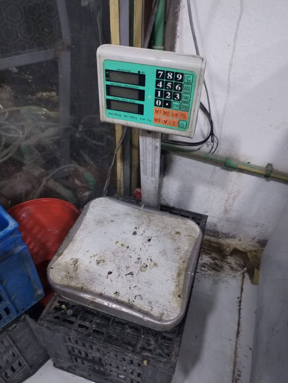 متوفر محل مع كافه الاغراض
المكان بغداد: الدوره، نزله جسر كرارة التواصل ع رقم،
***********
