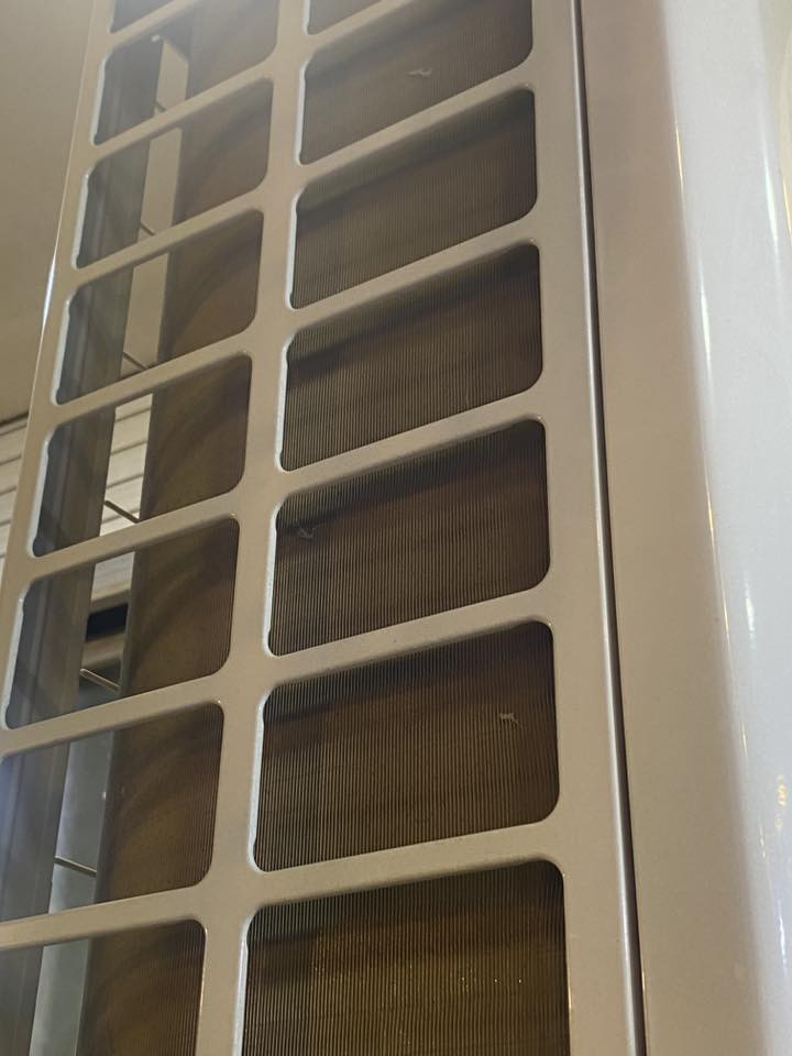 سبلت كري 2 طن انفيرتر مستعمل جداً قليل كامل بدون اي نقص 
السعر 600 الف 
العنوان بغداد اليرموك 
***********
