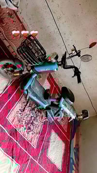 دراجه شحن للبيع مكان بغداد الدوره نضافه 80% استخدام قليل 3 سرعات مابيه...