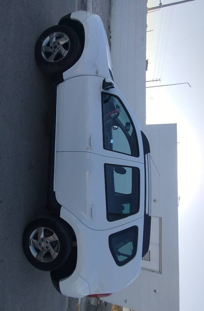 السلام عليكم 
للبيع رينو داستر رقم بغداد موديل 13 السعر 68 ورقة وبيها مجال قليل للطيبين السياره حلوه وجاهزه من كل شي تبريد شغال مكان كربلاء للاستفسار ***********
*********** كربلاء, العراق
