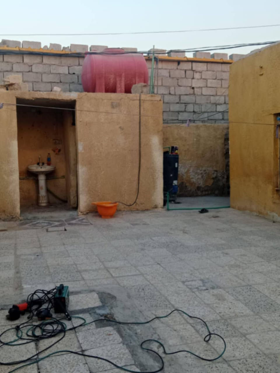 دور النواب ضباط مقابل السياسين قرب المستوصف المساحة 300 البيت مثل ما موضح بالصور سعره كلش حلو بيت مرتب وجاهز للسكن للاستفسار الاتصال بالرقم ***********
دور النواب ضباط مقابل السياسين قرب المستوصف المساحة 300 البيت مثل ما موضح بالصور سعره كلش حلو بيت مرتب وجاهز للسكن للاستفسار الاتصال بالرقم ***********

*********** او مراجعة مكتبنا مجاور شارع محمد هوري
