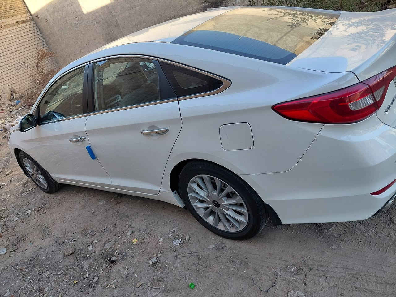 سوناته  خليجي  مديل ٢٠١٥
ويل جبير 

الد امامي خلفي 

مكينه ٢٤٠٠

مكان نجف 

مكينه كير نضيفات 

تخم تاير 

تبريد ثلج 
 ١٤٠     وكاله تحويل 
التواصل ***********
