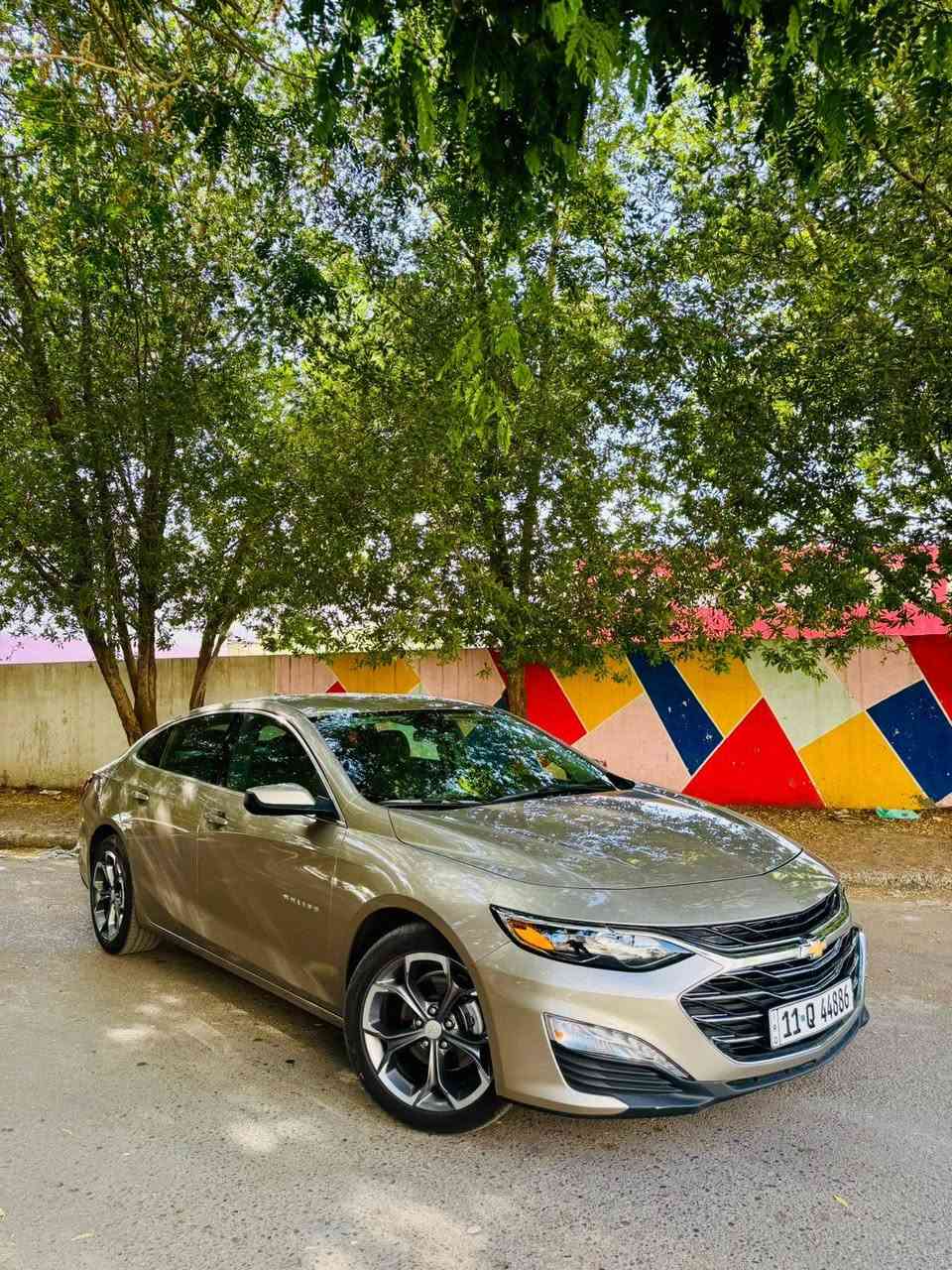 للبيع ماليبو 2024 اخت زيرو
وارد امريكي حادث بسيط جدا جاملغ خلفي فقط 
وايرباك برده فقط 
بجم كبس
((رقم معوقين اسويلك وكالة عامة مطلقة حاله حال رقم اربيل))

محرك 1500 توربو 
‎30,000 كيلو 
بيه بصمتين
كاربت بعده بنايلون 

المواصفات
تشغيل عن بعد 
شاشة جبيرة كار بلي 
سايد بريك دكمة
حساس خلفي
رادارات اماميه
كشن كهرباء
تدفئة كشنات
تبريد قطعتين يمين يسار
تبريد خلفي 
ويل جبير
كتلوكات كاملة
كاربت كامل اصلي 
سبير وعدة كاملة 
بغداد الرصافة

***********

سعر 165$
