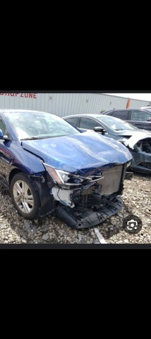 سلام عليكم النتره موديل 20 السياره خير من 
الله جديده سياره ماشيه70 الف حقيقي مال جناي كير مكينه مكفول بيهه قطعتين السياره
البنيد أو باب الصدر  وملاحضات بصيطه كير سفتي مو ايتي رقم الهاتف *********** ملاحظه ما متواجد خاص السعر (122)
