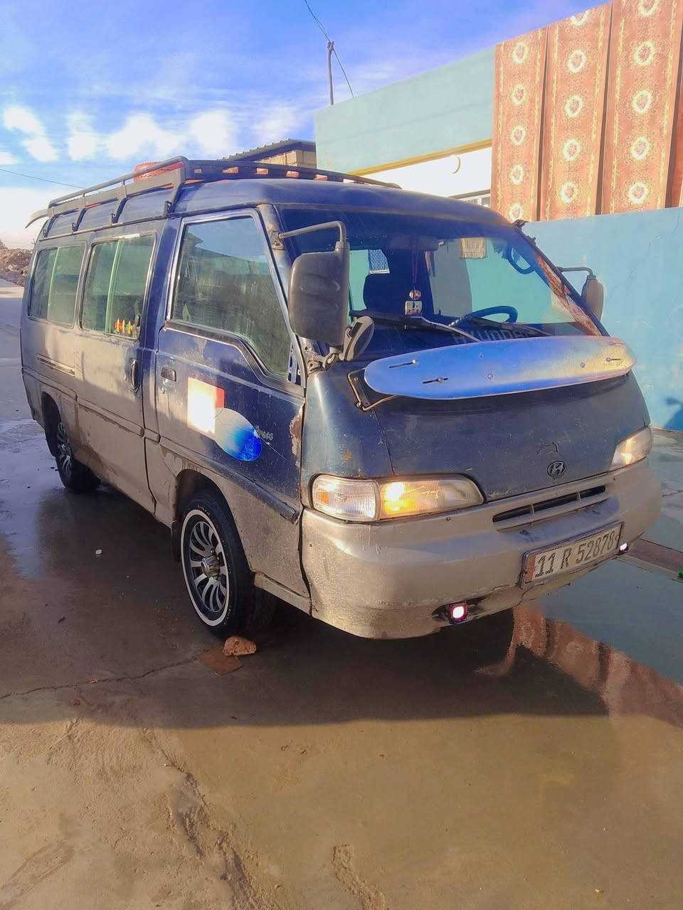 عيني هونده موديل 95 بغداد انكليزي سنويه 31 هيه مرور صفر مكينه كير اكسل شرط بلا صبغ بس 
وايرمني شغال تدفيه شغال هزه جديده 

مكاني قوسيات ترايك البصراه شرط الاتصال 
بالرقم ***********حجل مصبوغ
