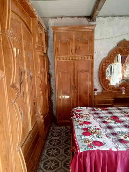 غرفه خشاب للبيع نضيفه السعر مليون وربع وبيه مجال رقم موبايل ***********مكان بابل الحصوه
